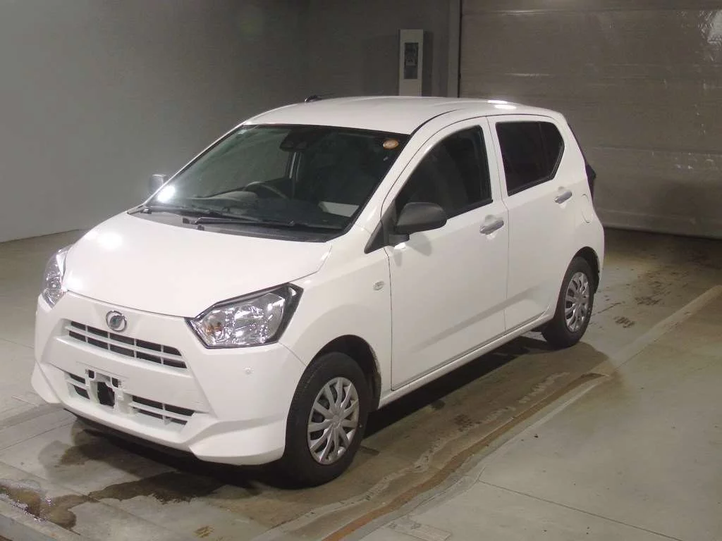 Daihatsu Mira e:S LA350S 2021
